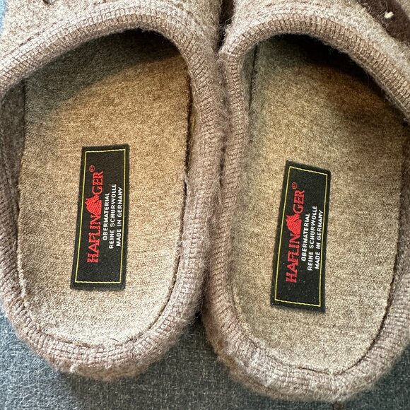 Haflinger Slippers Womens Brown Wool Dog Dachsund Puppy Dog EU 41 US 9.5 - Picture 3 of 5